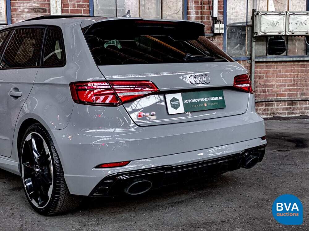 Audi RS3 Sportback 2.5TFSI Quattro 400pk 2018 FACELIFT Nardo-Grey