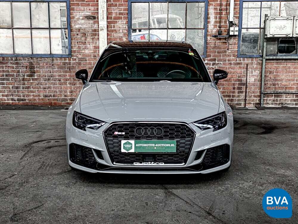 Audi RS3 Sportback 2.5TFSI Quattro 400pk 2018 FACELIFT Nardo-Grey