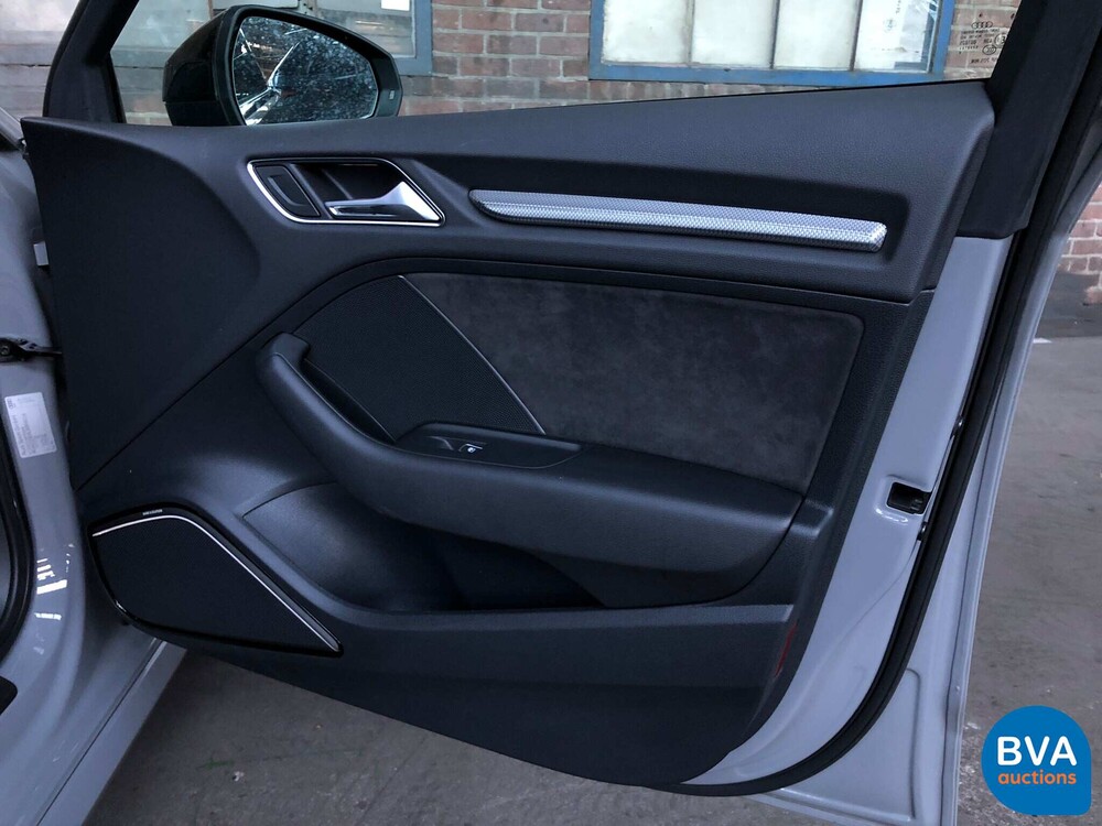 Audi RS3 Sportback 2.5TFSI Quattro 400pk 2018 FACELIFT Nardo-Grey