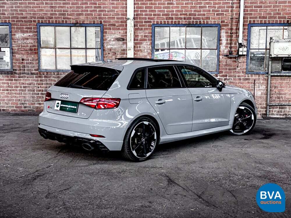 Audi RS3 Sportback 2.5TFSI Quattro 400pk 2018 FACELIFT Nardo-Grey