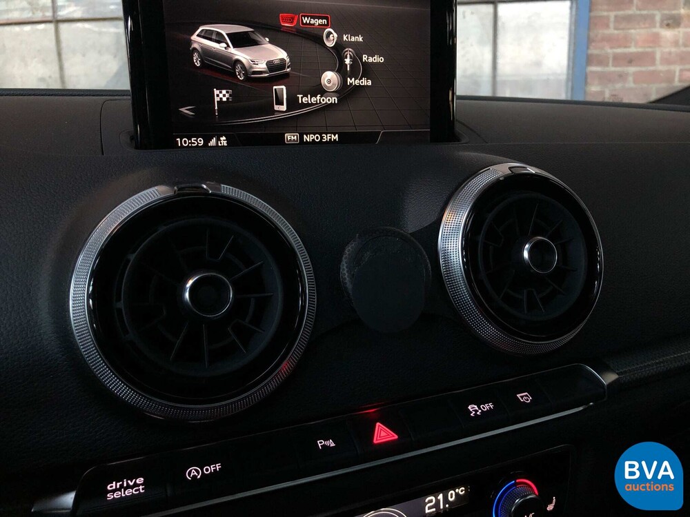 Audi RS3 Sportback 2.5TFSI Quattro 400pk 2018 FACELIFT Nardo-Grey