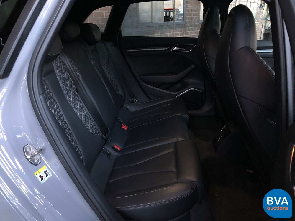 Audi RS3 Sportback 2.5TFSI Quattro 400pk 2018 FACELIFT Nardo-Grey