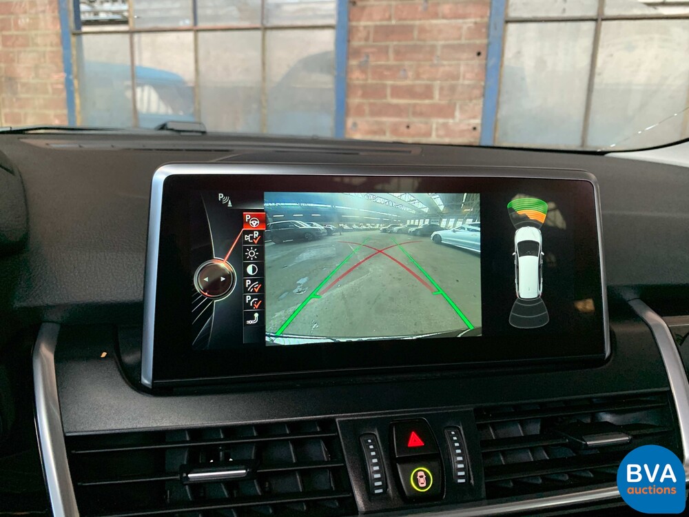 BMW 220d Gran Tourer 2-serie Centennial High Executive 7persoons 190pk 2017, PJ-302-H