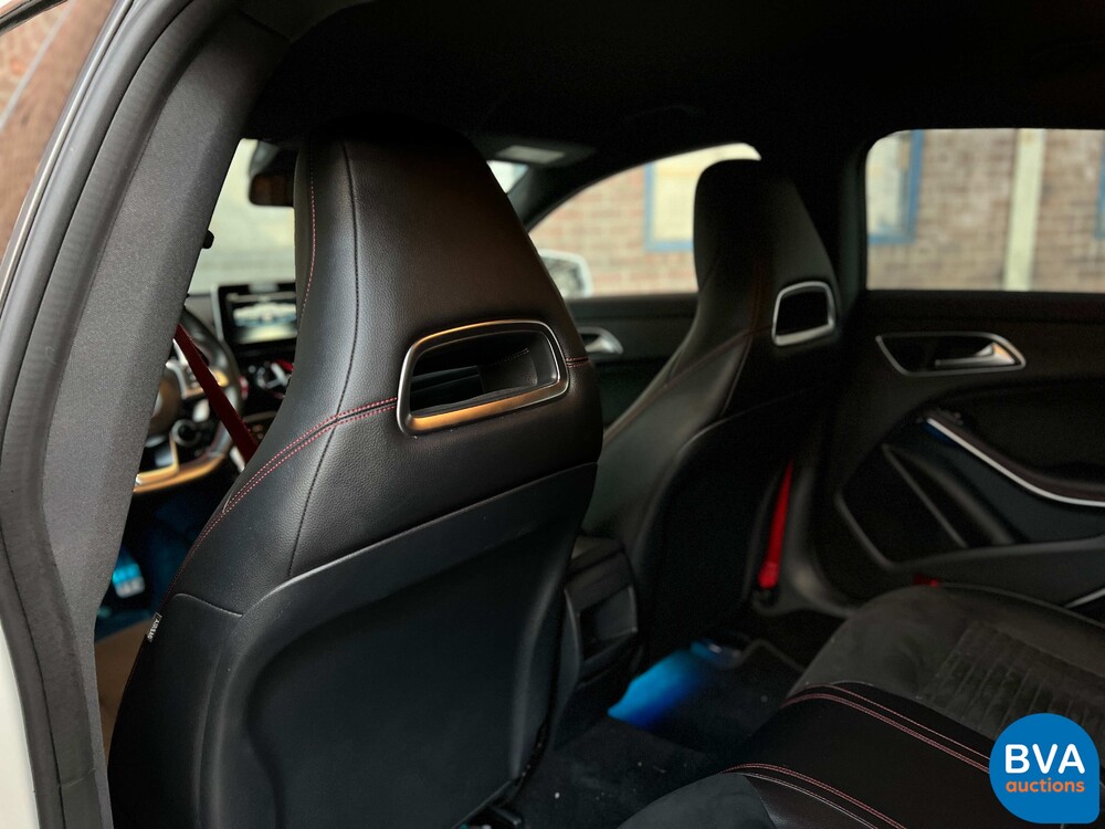 Mercedes-Benz CLA 45 AMG Shooting Brake 4matic CLA45 381pk FACELIFT, J-885-RZ.