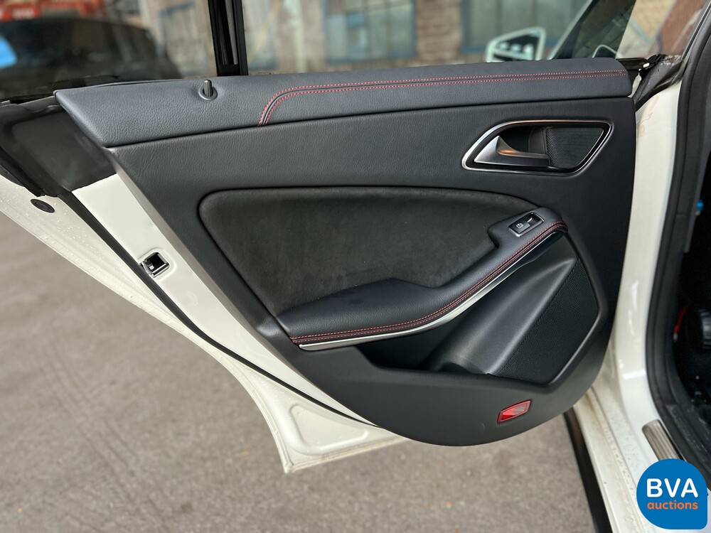 Mercedes-Benz CLA 45 AMG Shooting Brake 4matic CLA45 381pk FACELIFT, J-885-RZ.