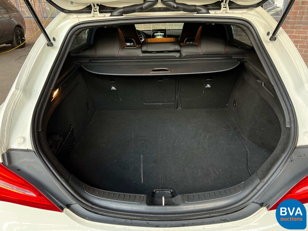 Mercedes-Benz CLA 45 AMG Shooting Brake 4matic CLA45 381pk FACELIFT, J-885-RZ.