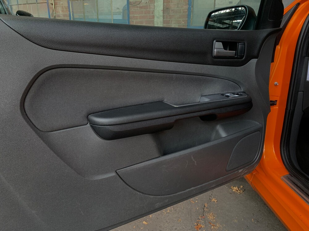 Ford Focus ST 2.5-20V Sport 2007 226pk, 9-ZSG-00