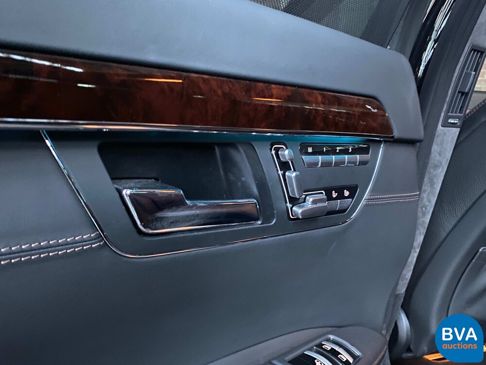 Mercedes S63 AMG Lang 5.5 V8 544pk 2013