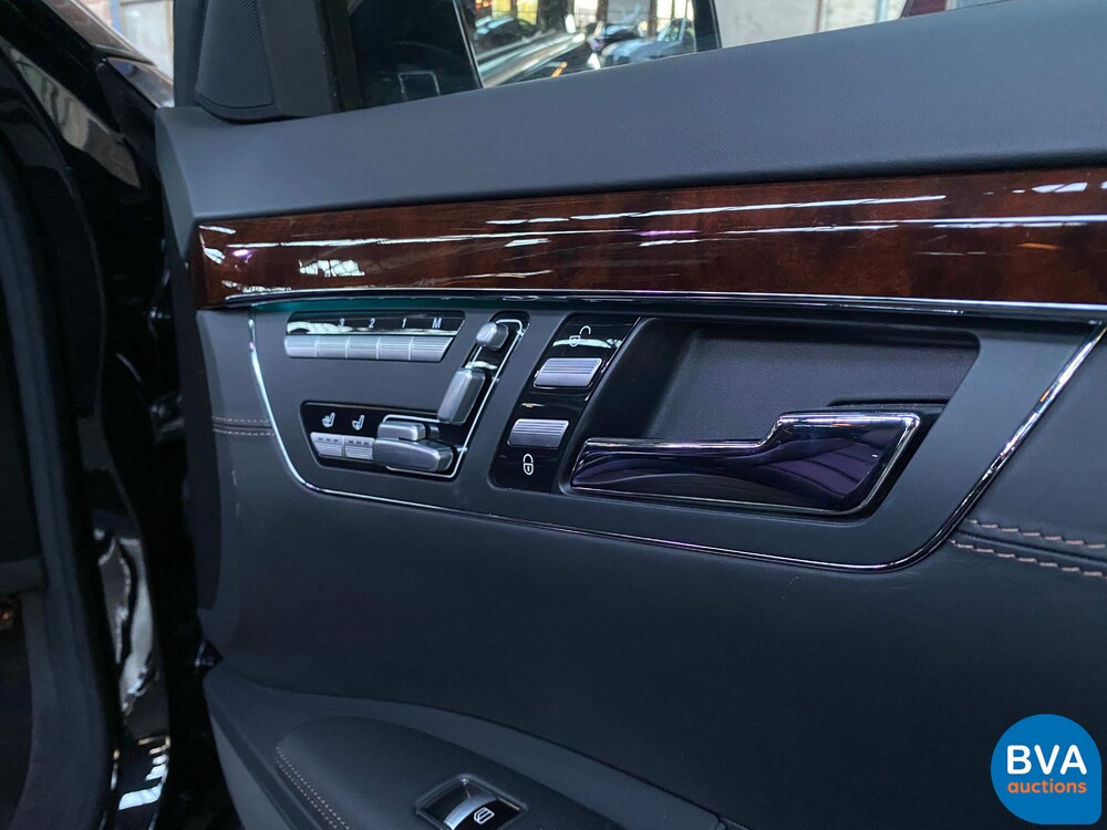 Mercedes S63 AMG Lang 5.5 V8 544pk 2013