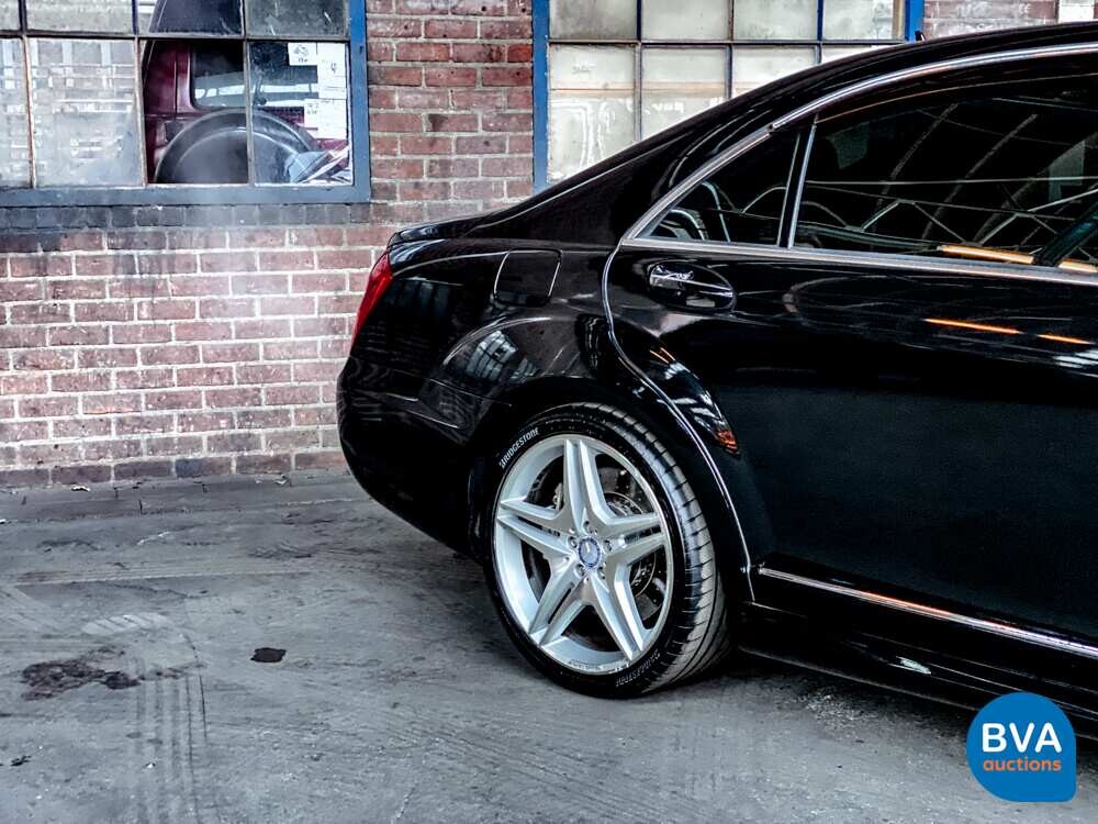 Mercedes S63 AMG Lang 5.5 V8 544pk 2013