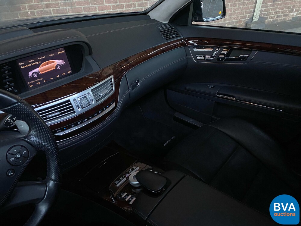 Mercedes S63 AMG Lang 5.5 V8 544pk 2013