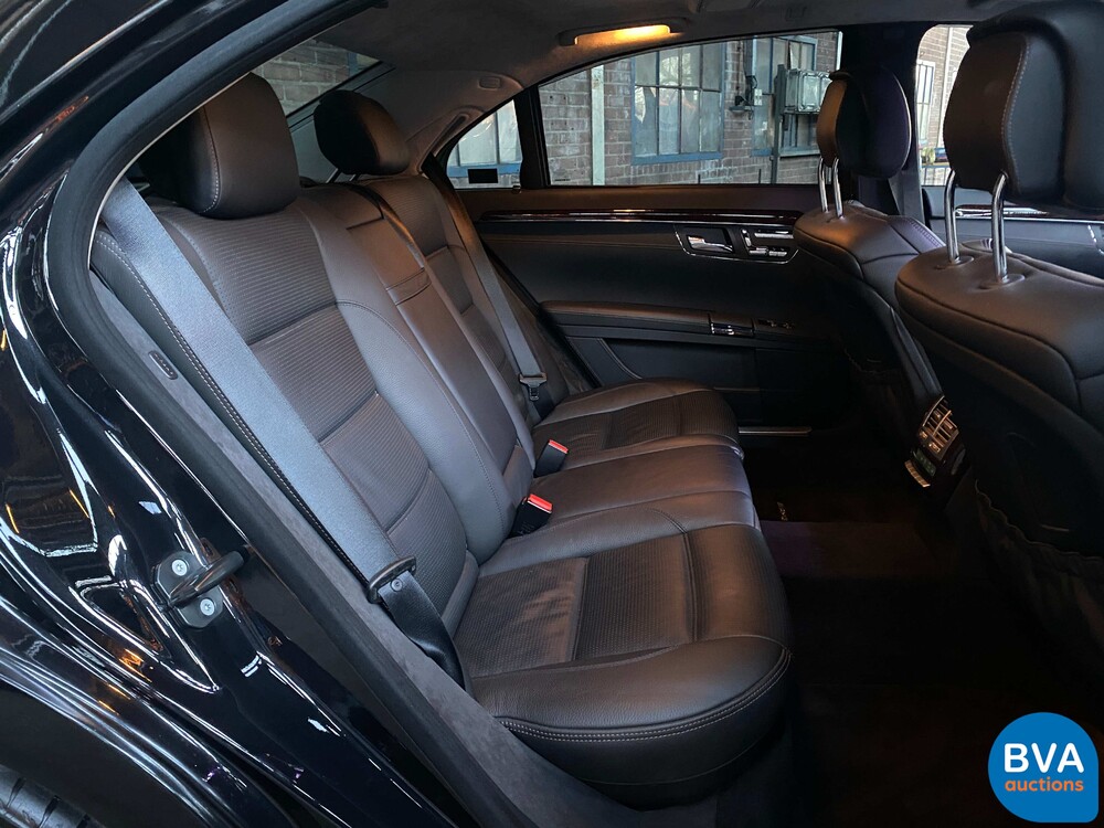 Mercedes S63 AMG Long 5.5 V8 544hp 2013.