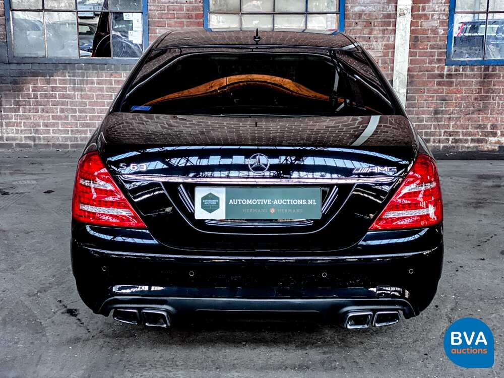 Mercedes S63 AMG Lang 5.5 V8 544pk 2013