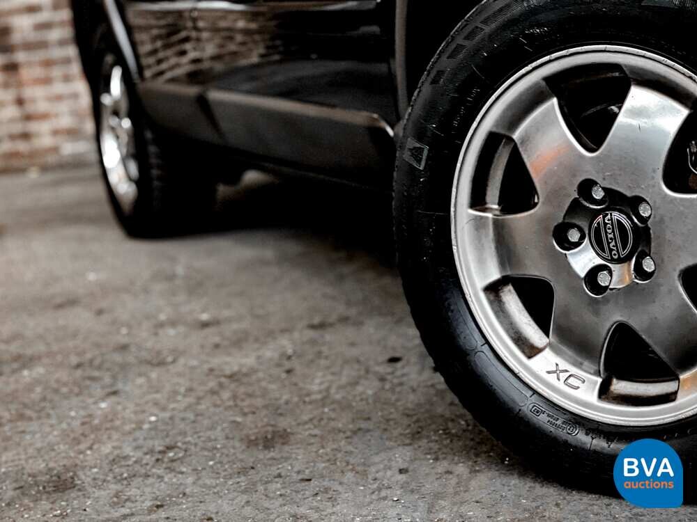 Volvo V70 Cross Country 2.4t 200pk 2002 -Org. NL-, 02-JH-LG