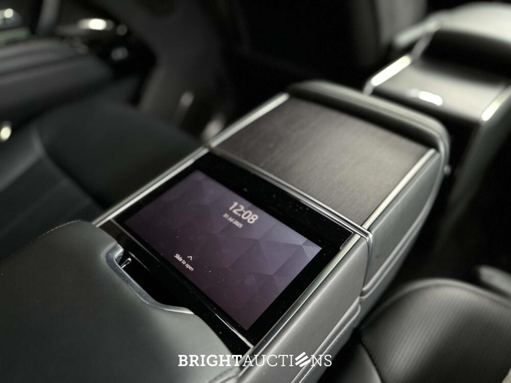 Land Rover Range Rover P530 LWB SV 4.4 V8 530pk 2023 (Fabrieksgarantie)