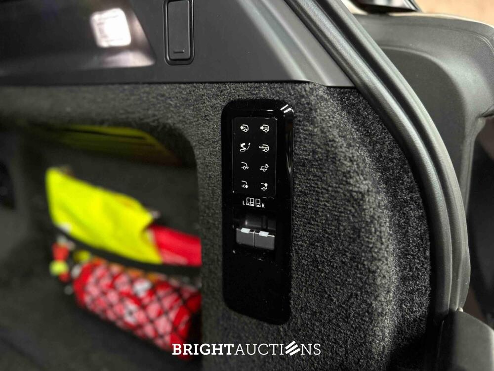 Land Rover Range Rover P530 LWB SV 4.4 V8 530pk 2023 (Fabrieksgarantie)