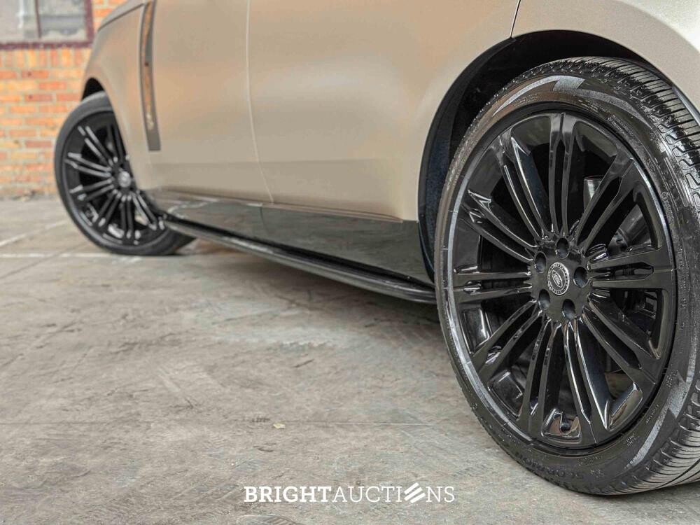 Land Rover Range Rover P530 LWB SV 4.4 V8 530pk 2023 (Fabrieksgarantie)