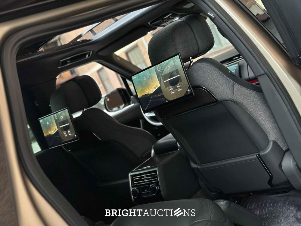 Land Rover Range Rover P530 LWB SV 4.4 V8 530pk 2023 (Fabrieksgarantie)