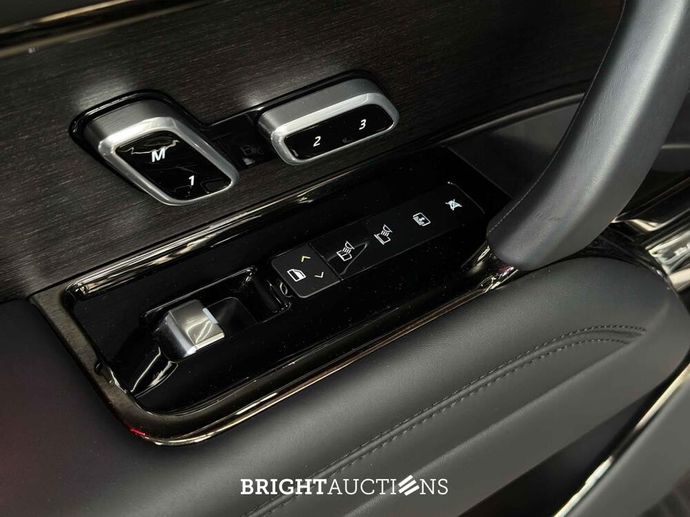 Land Rover Range Rover P530 LWB SV 4.4 V8 530pk 2023 (Fabrieksgarantie)