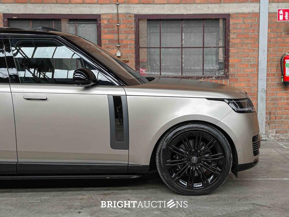 Land Rover Range Rover P530 LWB SV 4.4 V8 530pk 2023 (Fabrieksgarantie)