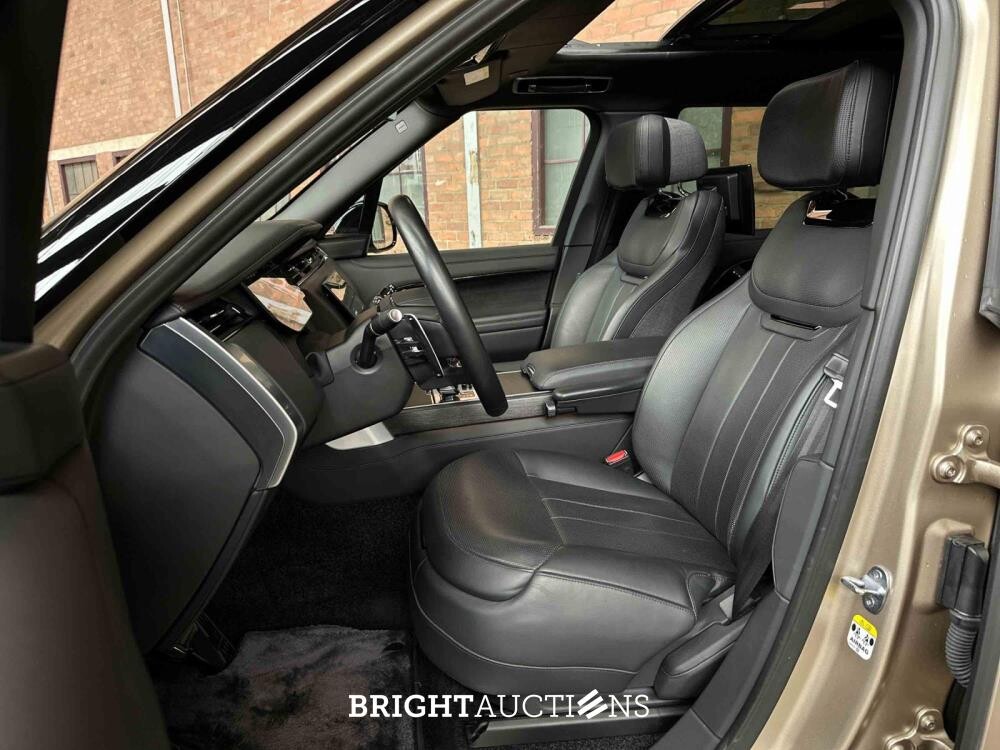 Land Rover Range Rover P530 LWB SV 4.4 V8 530pk 2023 (Fabrieksgarantie)