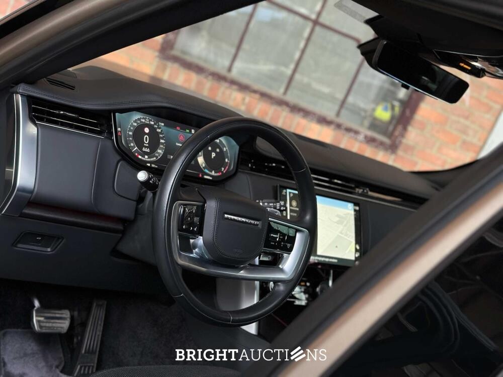 Land Rover Range Rover P530 LWB SV 4.4 V8 530pk 2023 (Fabrieksgarantie)