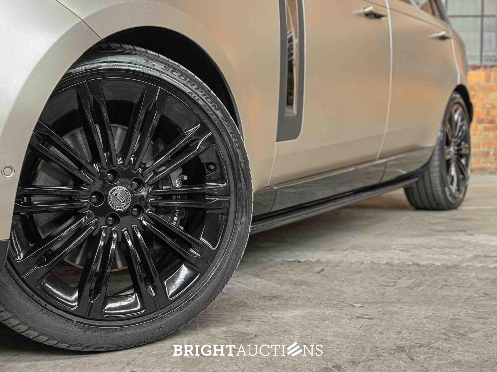 Land Rover Range Rover P530 LWB SV 4.4 V8 530pk 2023 (Fabrieksgarantie)