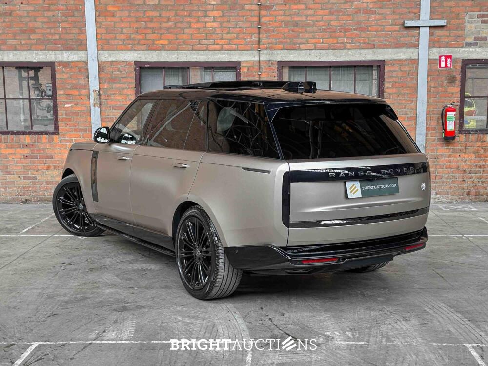 Land Rover Range Rover P530 LWB SV 4.4 V8 530pk 2023 (Fabrieksgarantie)