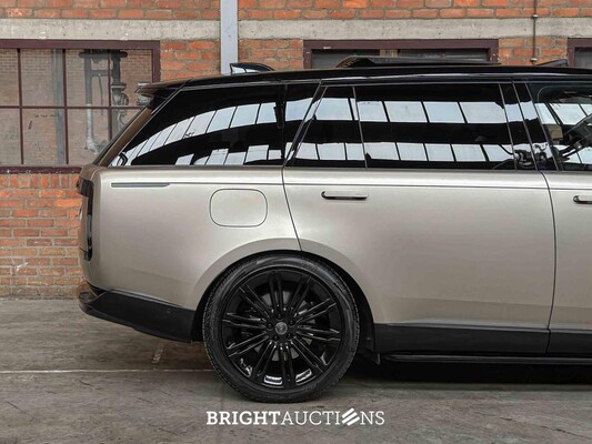 Land Rover Range Rover P530 LWB SV 4.4 V8 530pk 2023 (Fabrieksgarantie)