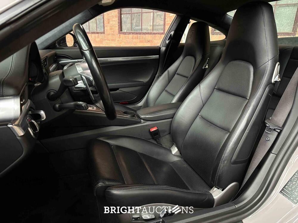 Porsche 911 Carrera 4S 991.2 420pk 2016 (Origineel-NL), KZ-560-J