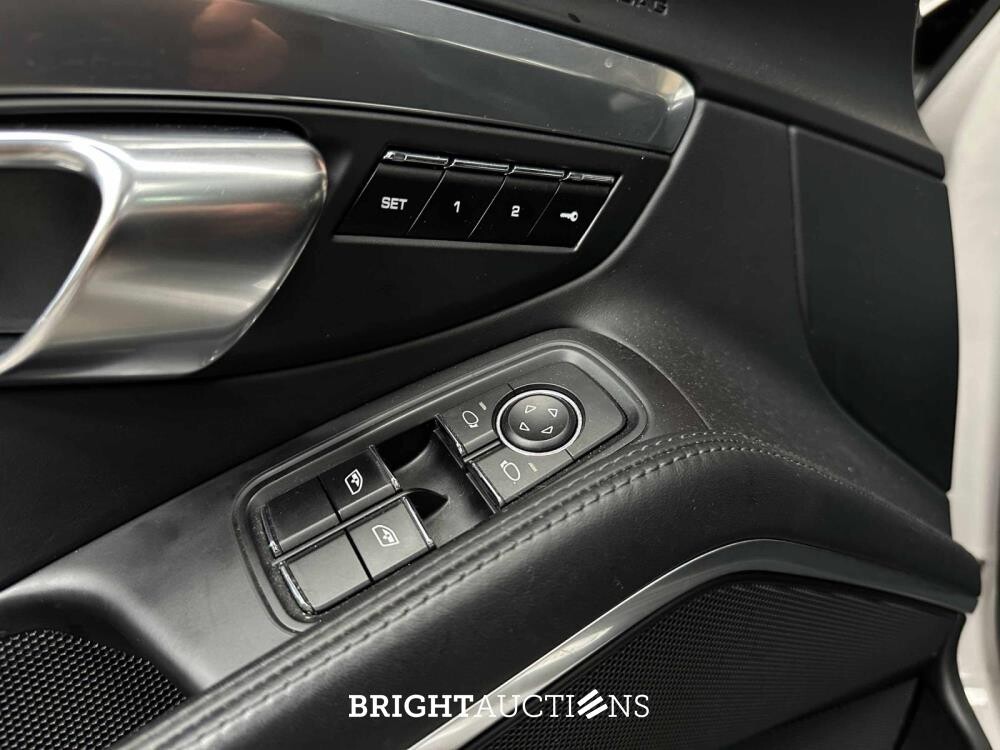 Porsche 911 Carrera 4S 991.2 420pk 2016 (Origineel-NL), KZ-560-J