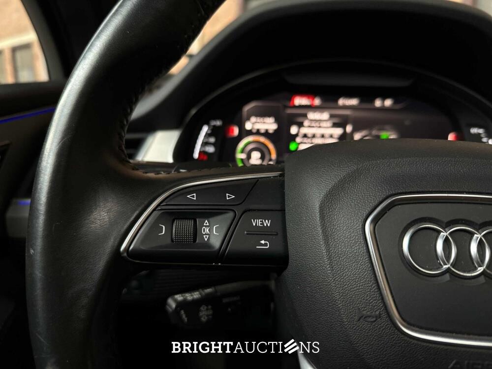 Audi Q7 3.0 TDI V6 e-tron Quattro Sport 373pk 2016 Plug-In Hybrid, SN-707-D