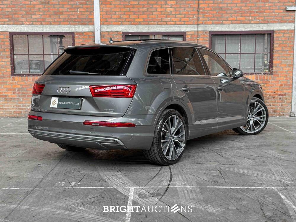 Audi Q7 3.0 TDI V6 e-tron Quattro Sport 373pk 2016 Plug-In Hybrid, SN-707-D