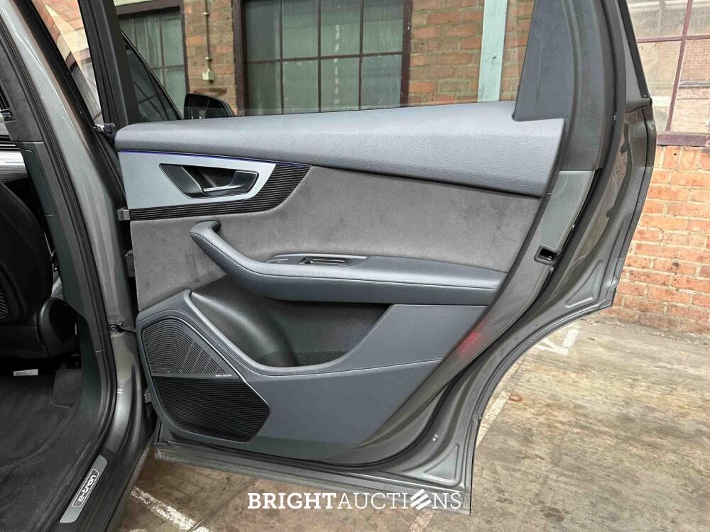 Audi Q7 3.0 TDI V6 e-tron Quattro Sport 373pk 2016 Plug-In Hybrid, SN-707-D