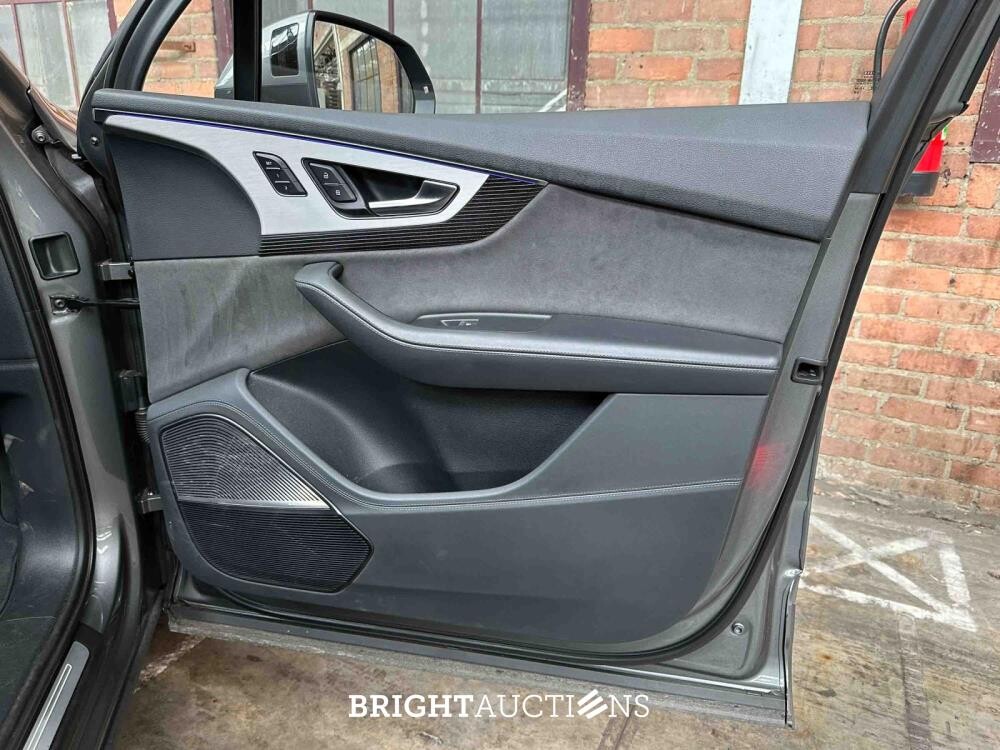 Audi Q7 3.0 TDI V6 e-tron Quattro Sport 373pk 2016 Plug-In Hybrid, SN-707-D