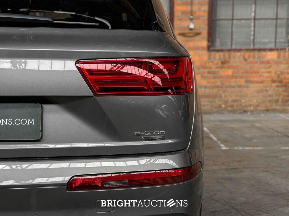 Audi Q7 3.0 TDI V6 e-tron Quattro Sport 373pk 2016 Plug-In Hybrid, SN-707-D