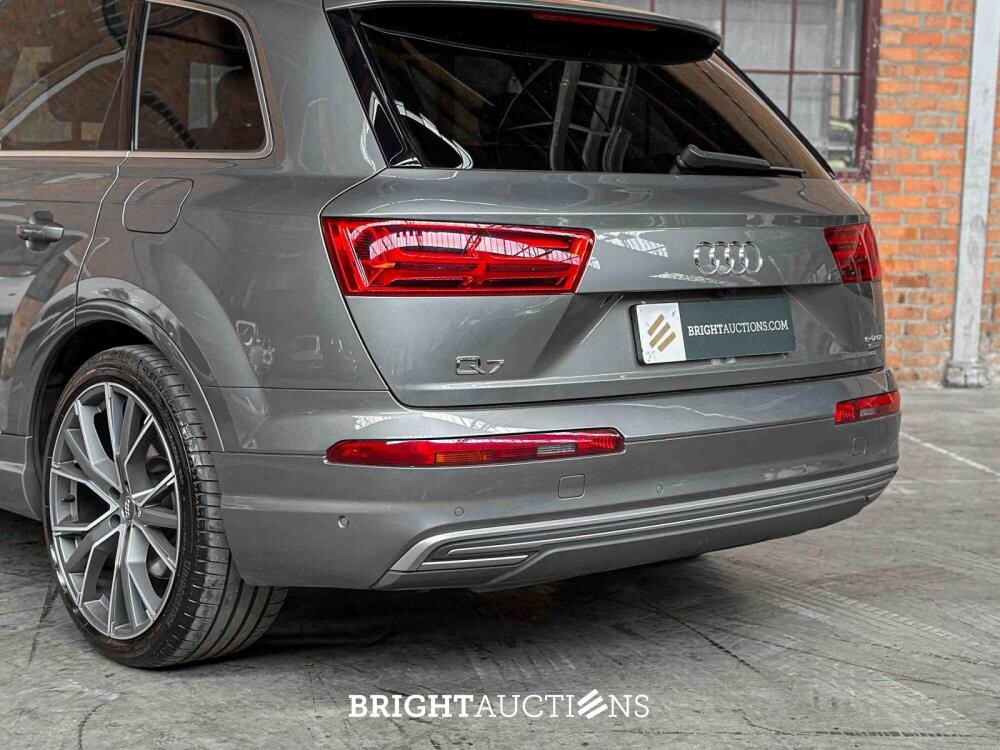 Audi Q7 3.0 TDI V6 e-tron Quattro Sport 373pk 2016 Plug-In Hybrid, SN-707-D