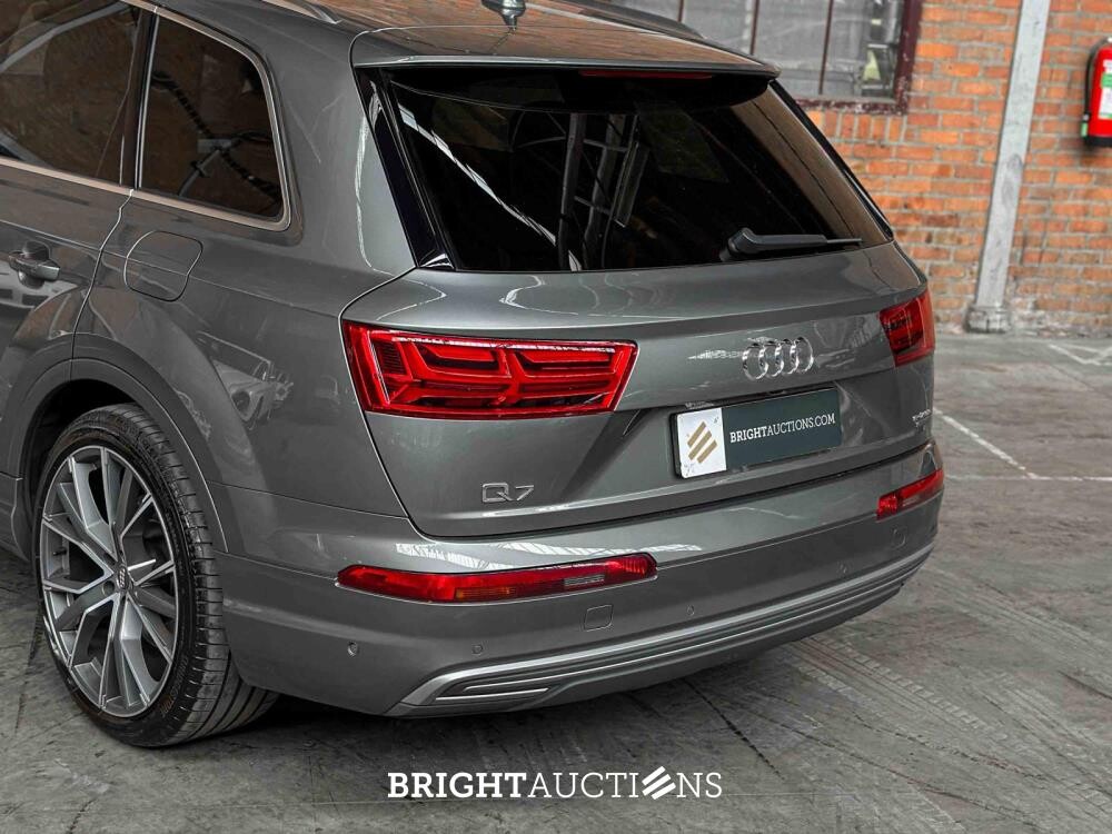 Audi Q7 3.0 TDI V6 e-tron Quattro Sport 373pk 2016 Plug-In Hybrid, SN-707-D