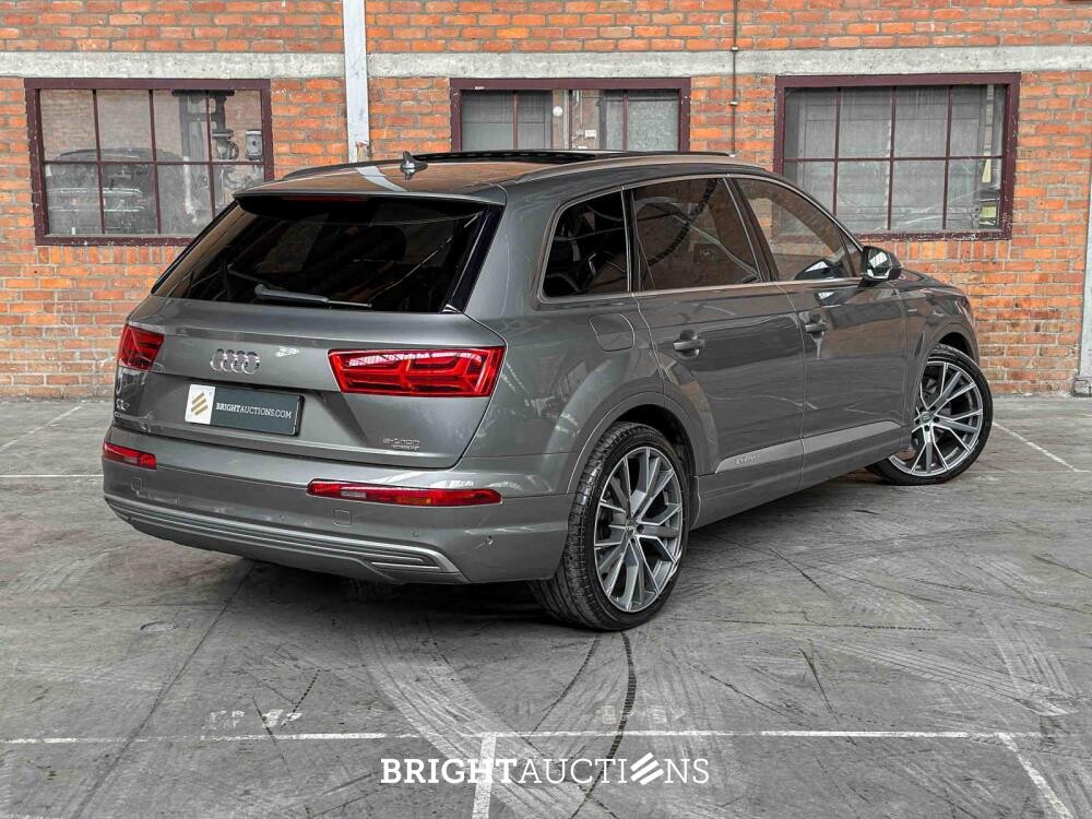 Audi Q7 3.0 TDI V6 e-tron Quattro Sport 373pk 2016 Plug-In Hybrid, SN-707-D