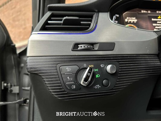 Audi Q7 3.0 TDI V6 e-tron Quattro Sport 373hp 2016 Plug-In Hybrid, SN-707-D