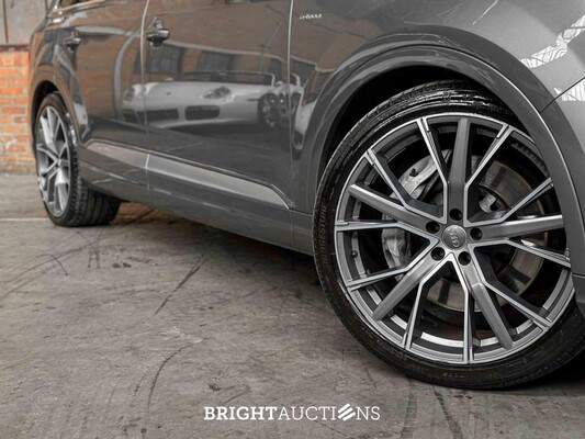 Audi Q7 3.0 TDI V6 e-tron Quattro Sport 373hp 2016 Plug-In Hybrid, SN-707-D