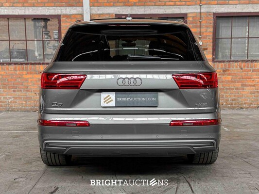 Audi Q7 3.0 TDI V6 e-tron Quattro Sport 373hp 2016 Plug-In Hybrid, SN-707-D
