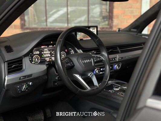Audi Q7 3.0 TDI V6 e-tron Quattro Sport 373hp 2016 Plug-In Hybrid, SN-707-D