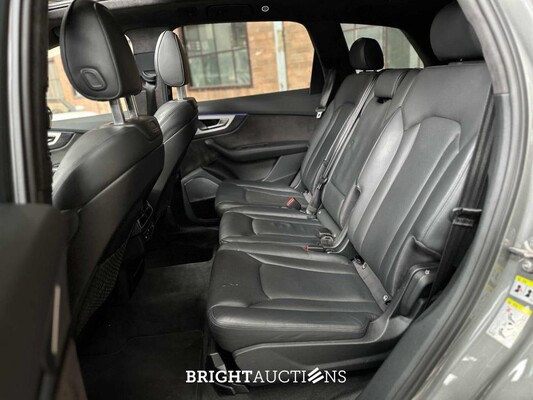 Audi Q7 3.0 TDI V6 e-tron Quattro Sport 373hp 2016 Plug-In Hybrid, SN-707-D