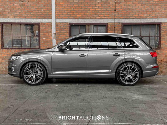Audi Q7 3.0 TDI V6 e-tron Quattro Sport 373hp 2016 Plug-In Hybrid, SN-707-D