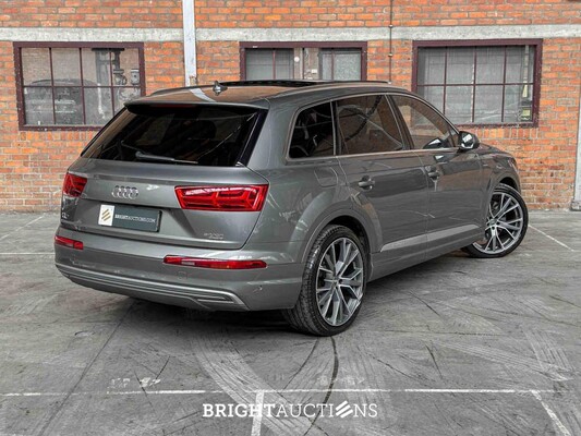 Audi Q7 3.0 TDI V6 e-tron Quattro Sport 373hp 2016 Plug-In Hybrid, SN-707-D