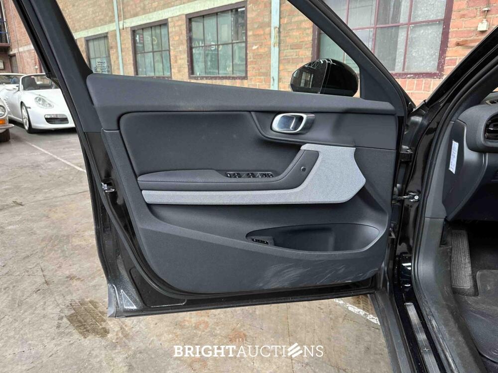 Polestar 2 Standard Range Single Motor 63kWh 224pk 2021 (Origineel-NL), N-279-VB