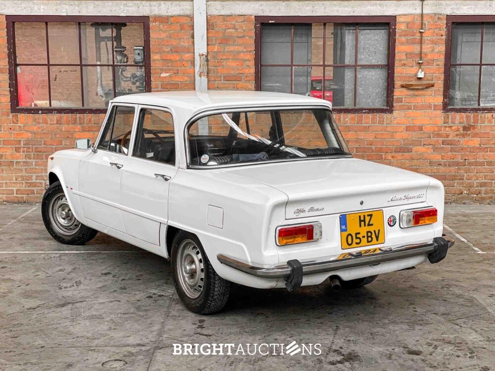 Alfa Romeo Giulia Nuova Super 1600 1.6 1979 (Origineel-NL + 3e eigenaar), HZ-05-BV
