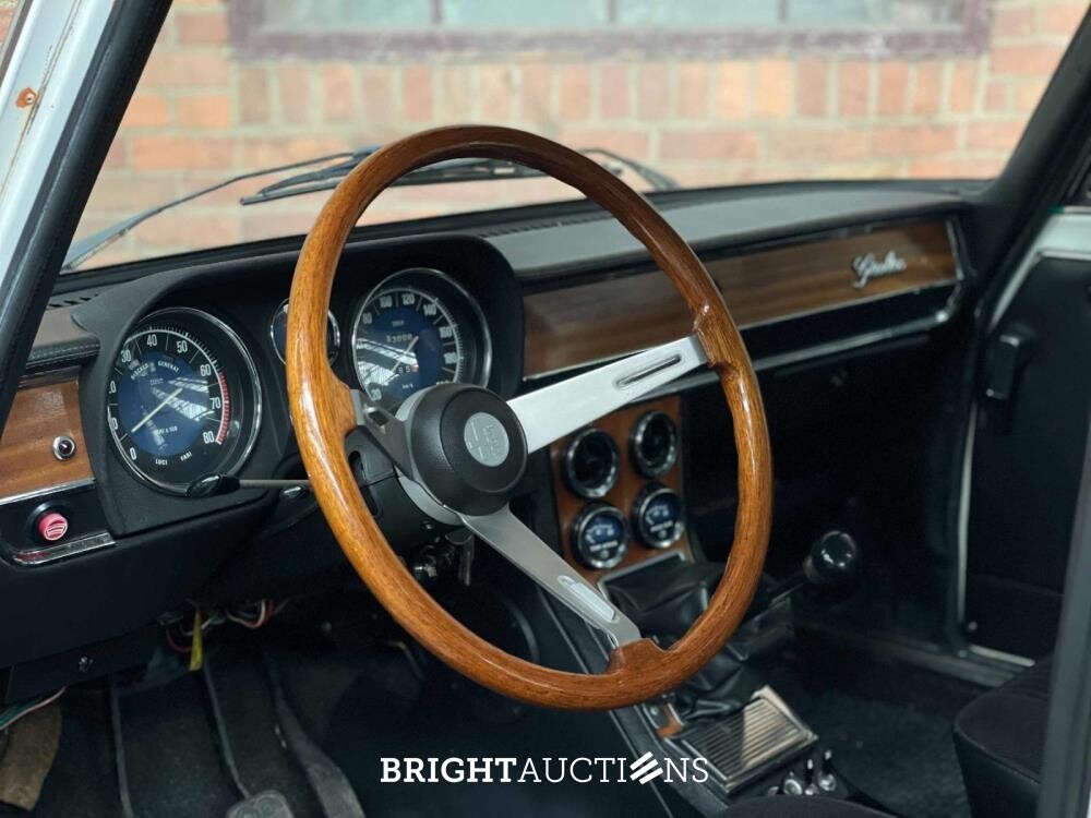 Alfa Romeo Giulia Nuova Super 1600 1.6 1979 (Origineel-NL + 3e eigenaar), HZ-05-BV
