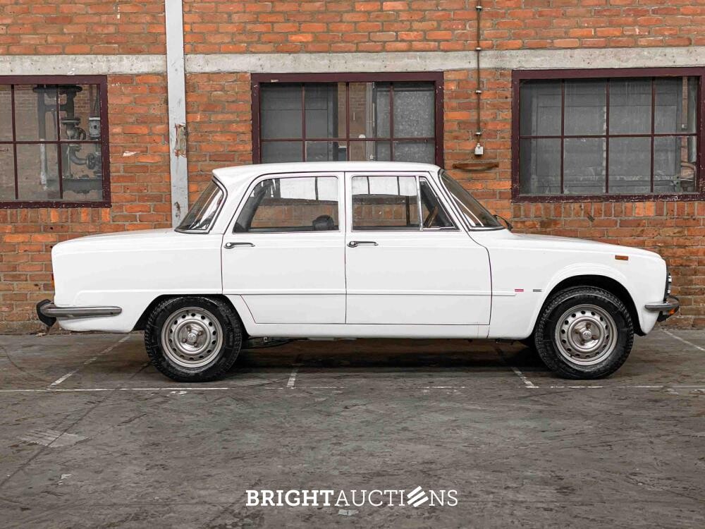 Alfa Romeo Giulia Nuova Super 1600 1.6 1979 (Origineel-NL + 3e eigenaar), HZ-05-BV
